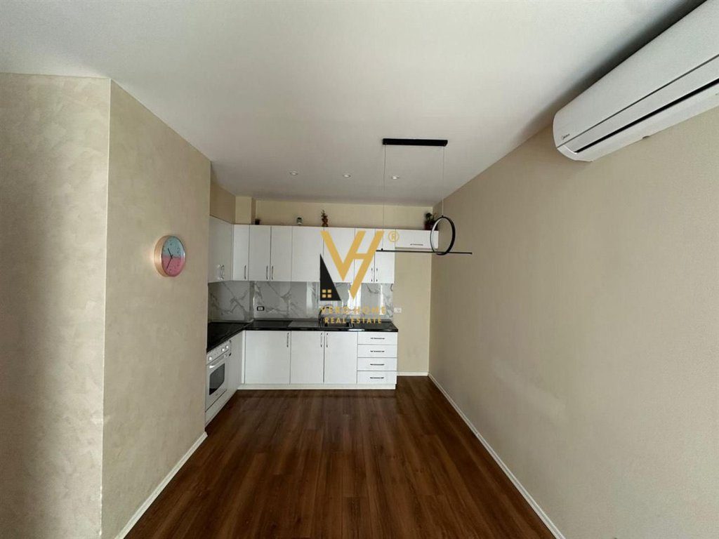 JEPET APARTAMENT 2+1+BLK ME QERA NE ASTIR 50.000 LEKE 4
