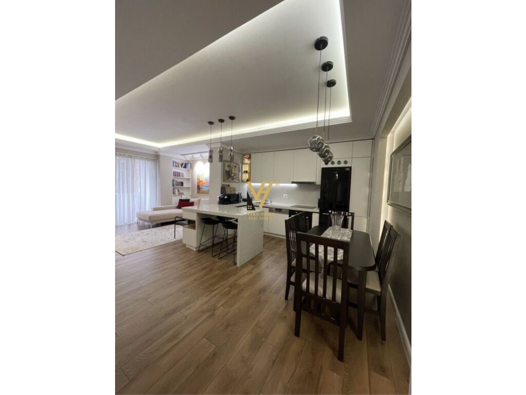 Jepet Apartament 2+1+ballkon me qera te Rruga Bardhyl 83 m2 2