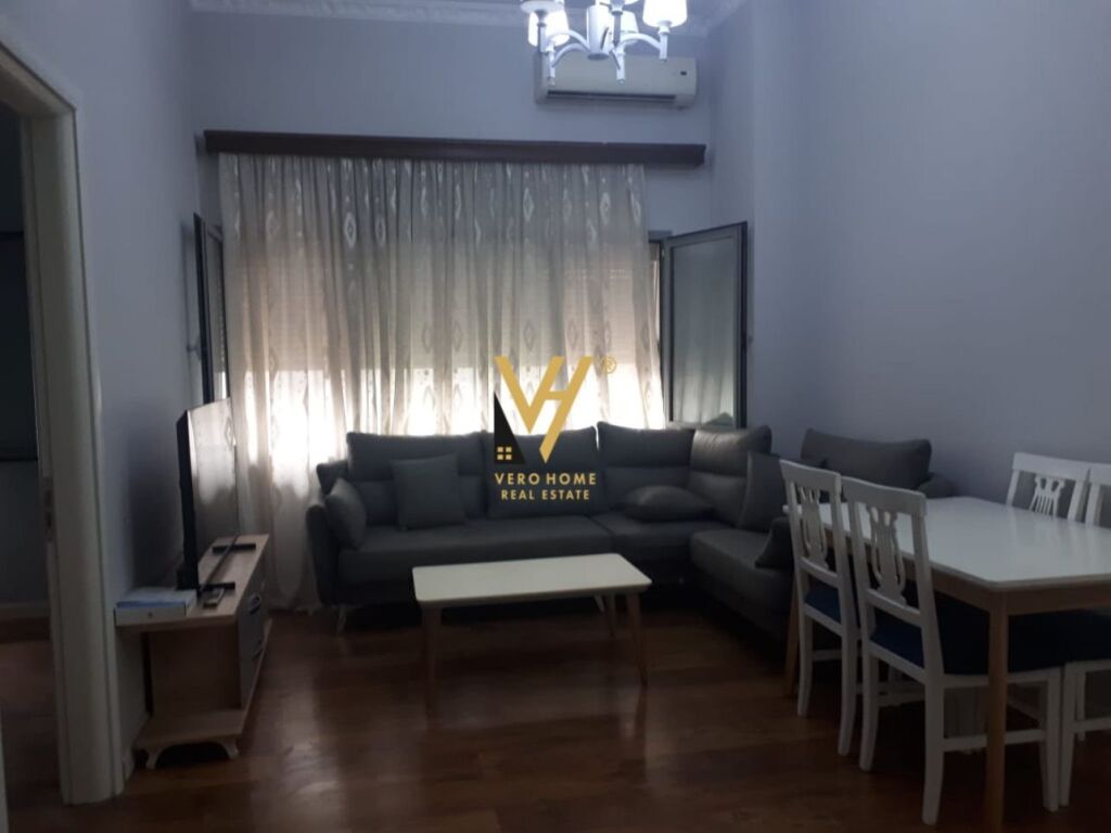 Shitet apartament 6+2+3 te Zogu i Zi 162 m2 3