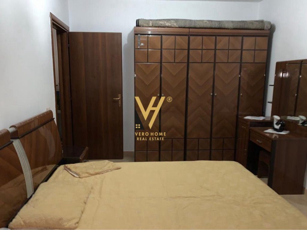 SHITET APARTAMENT 1+1 TE ISH-STACIONI I TRENIT 16.500.000 LEKE 2