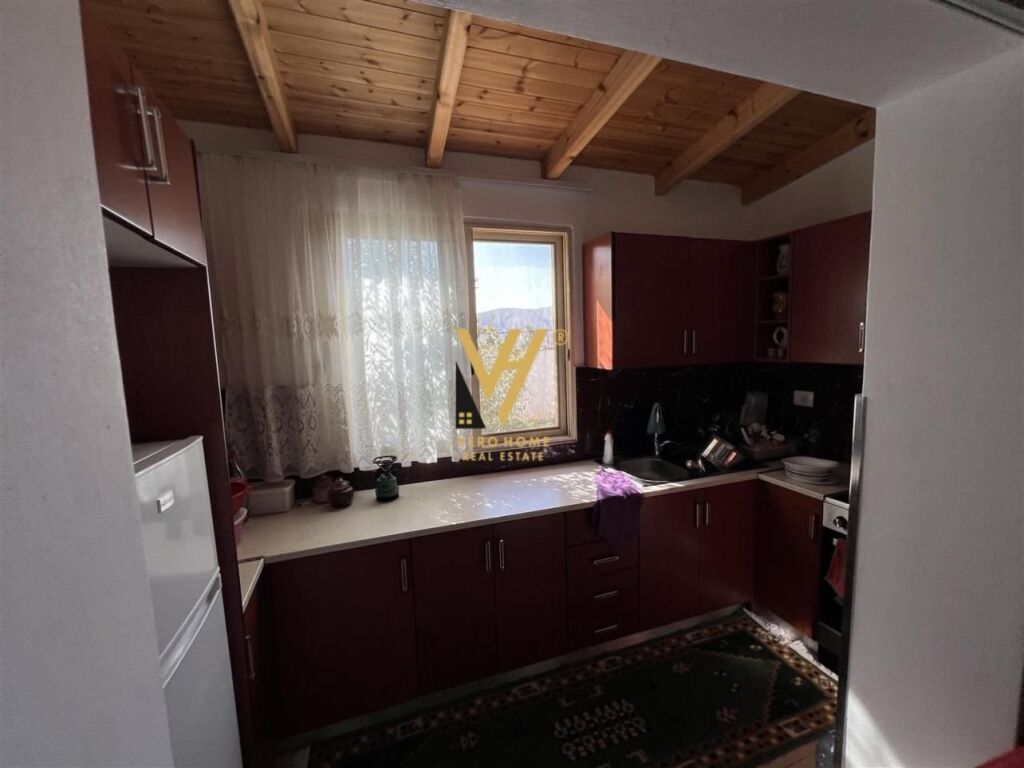 Shitet Shtepi Private ne Sarande 70 m2 2