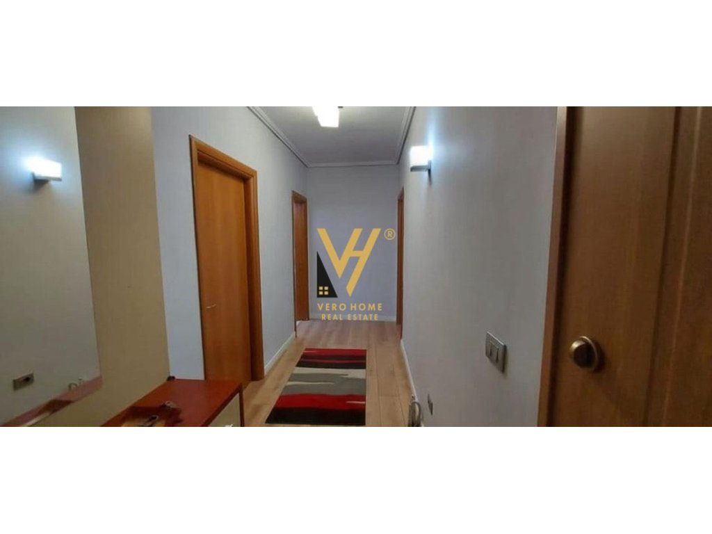 JEPET APARTAMENT 2+1+BLK ME QERA TE KOMUNA E PARISIT 65.000 LEKE 4
