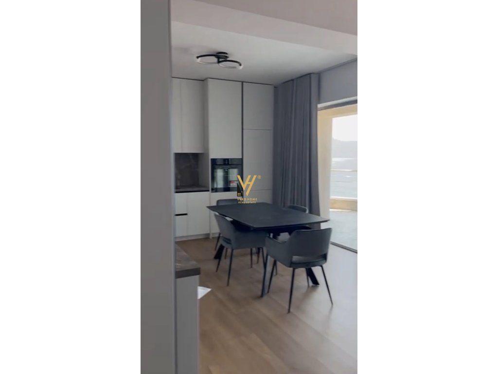 JEPET APARTAMENT 2+1+2+BLK ME QERA TE UJI I FTOHTE, VLORE 1.350 EURO 2