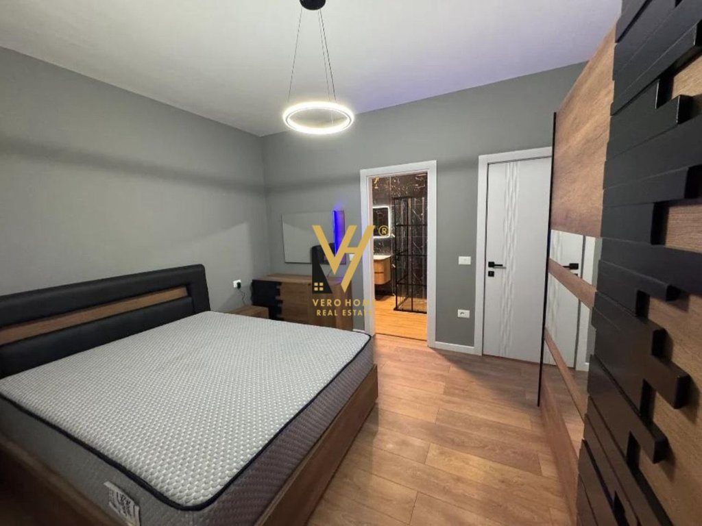 JEPET APARTAMENT 2+1+BLK ME QIRA TE KOPSHTI BOTANIK 1.200 EURO 3