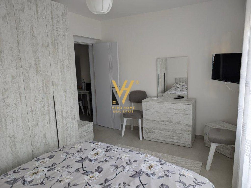 JEPET APARTAMENT 2+1+BLK ME QIRA TE SELVIA 65.000 LEKE 4