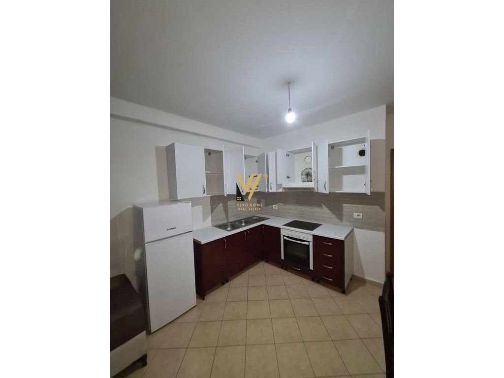 JEPET APARTAMENT 1+1+BLK ME QERA NE ASTIR 45.000 LEKE 2