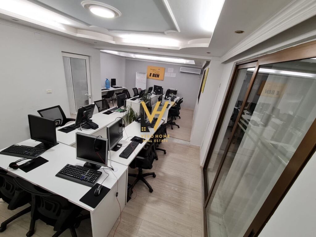 Jepet zyre me qera te Sheshi Willson 125 m2 4