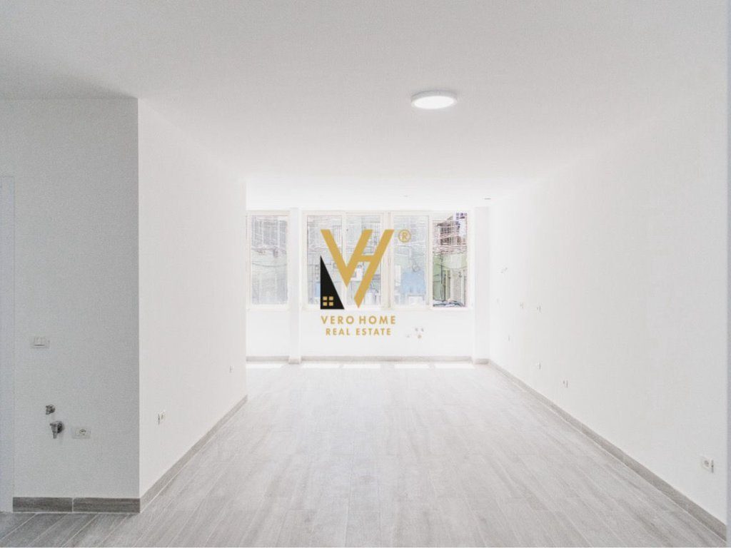 JEPET ZYRË 120 M2 ME QERA PALLATET AGIMI 1.200 EURO