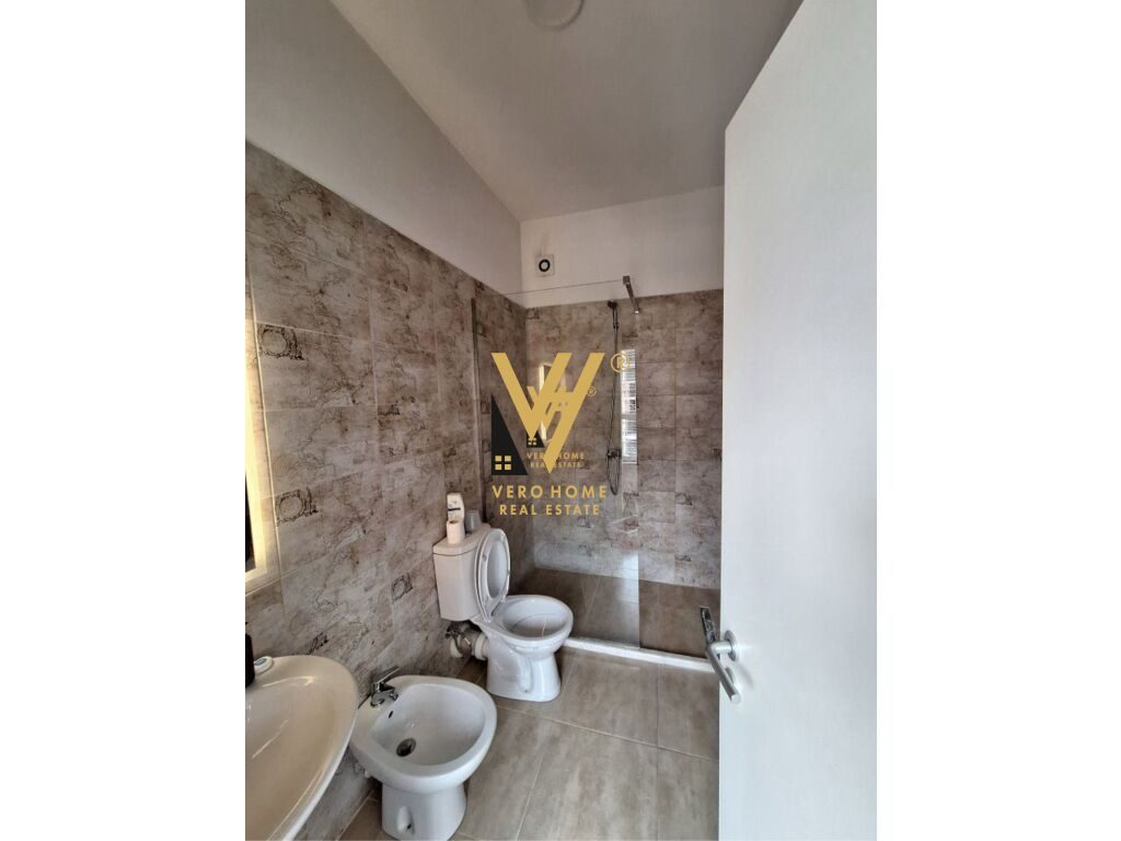 JEPET APARTAMENT 2+1+2 ME QERA NE ALI DEM 600 EURO 3
