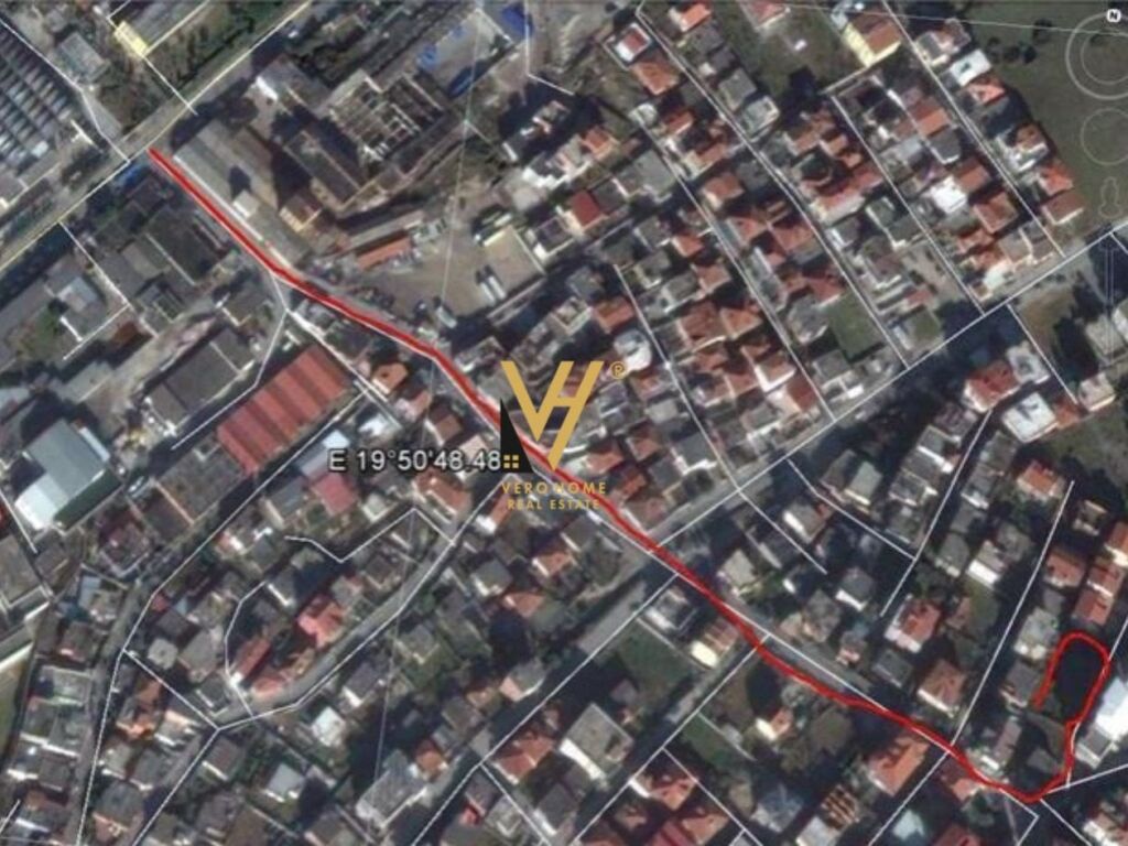 Shitet toke te Kodra e Priftit 666 m2 1