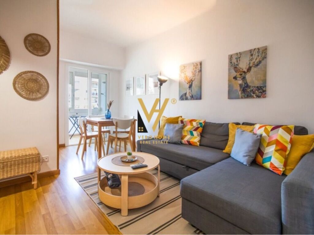 Jepet Apartament 2+1+ballkon me qera te Kodra e Diellit 120 m2