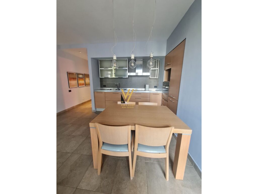 Jepet Apartament 1+1+ballkon me qera te Garda , Blloku 66 m2