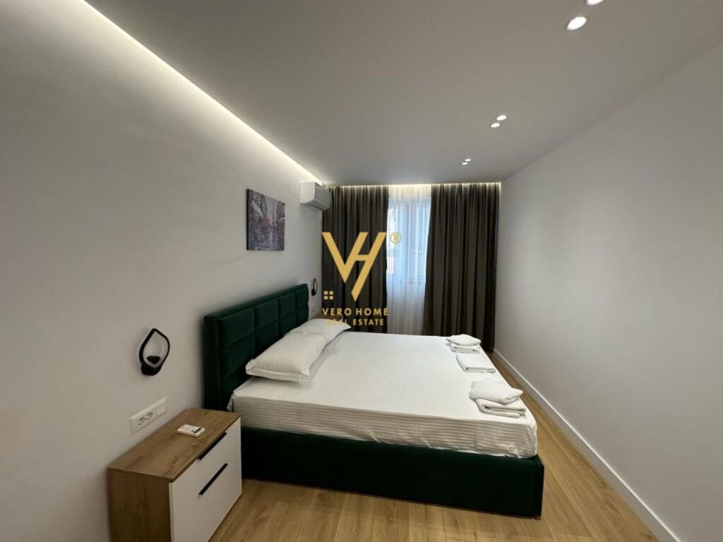 Shitet tre apartamente 1+1 te Rruga Mine Peza 105 m2
