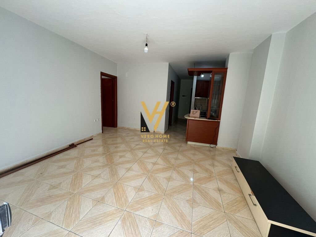 Shitet Apartament 2+1+ballkon ne Misto Mame 97 m2 2