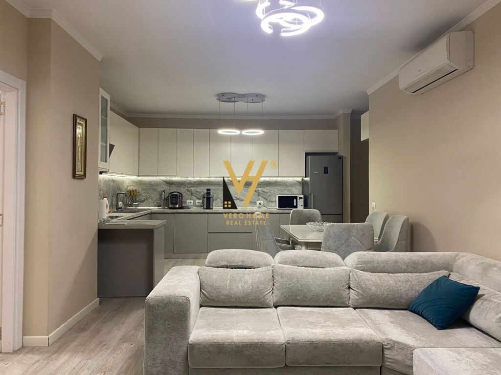 Jepet Apartament 2+1+2+ballkon me qera te Kompleksi Golden Park 105 m2 3
