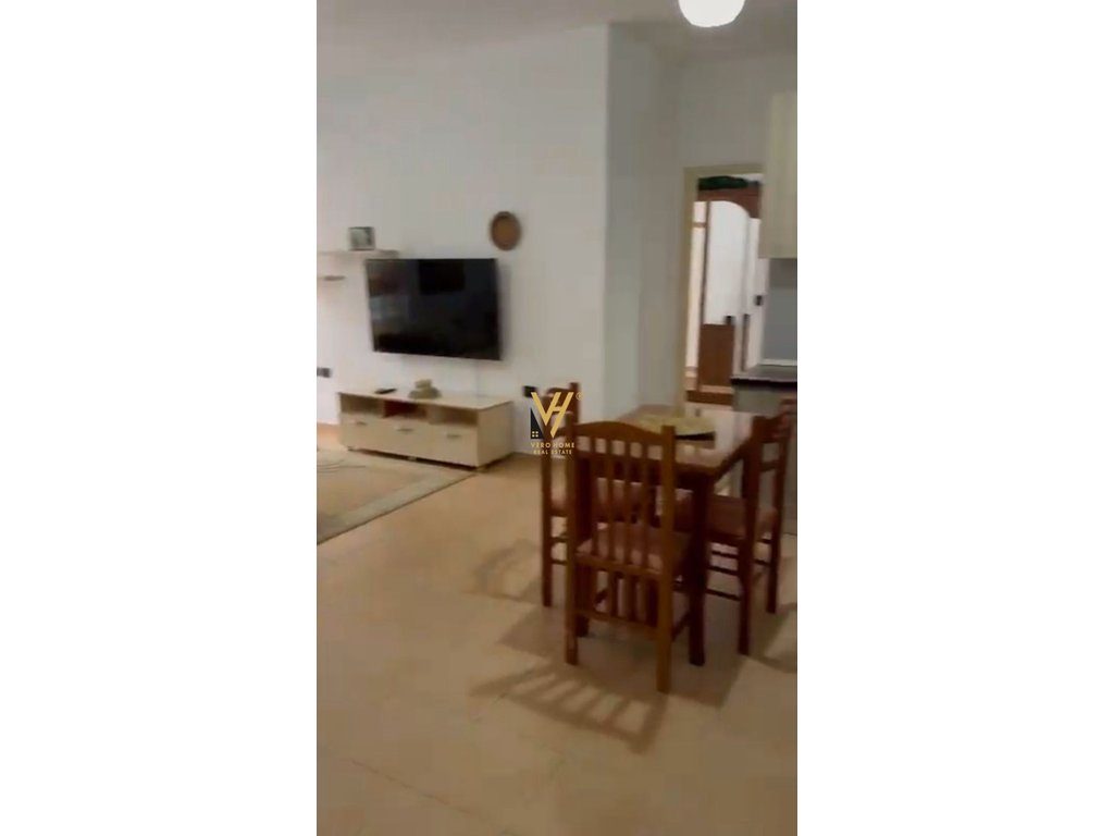 JEPET APARTAMENT 2+1+BLK ME QERA TE FABRIKA E MIELLIT 50.000 LEKE 3