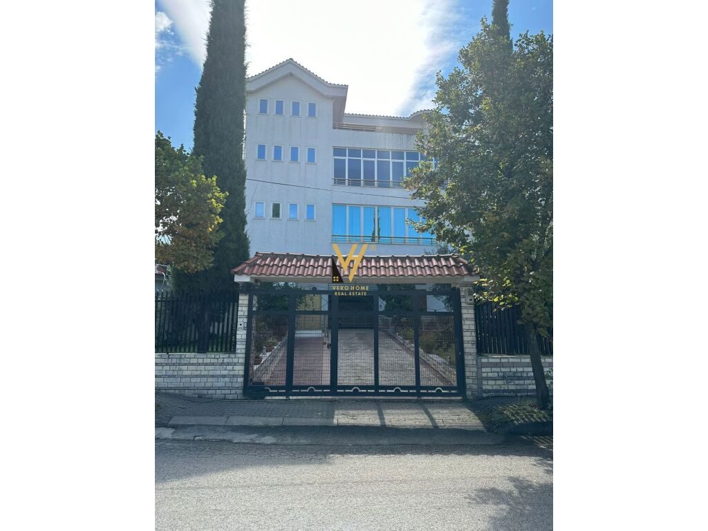 Jepet vile kater katshe me qera te Liqeni i Farkes 400 m2 1