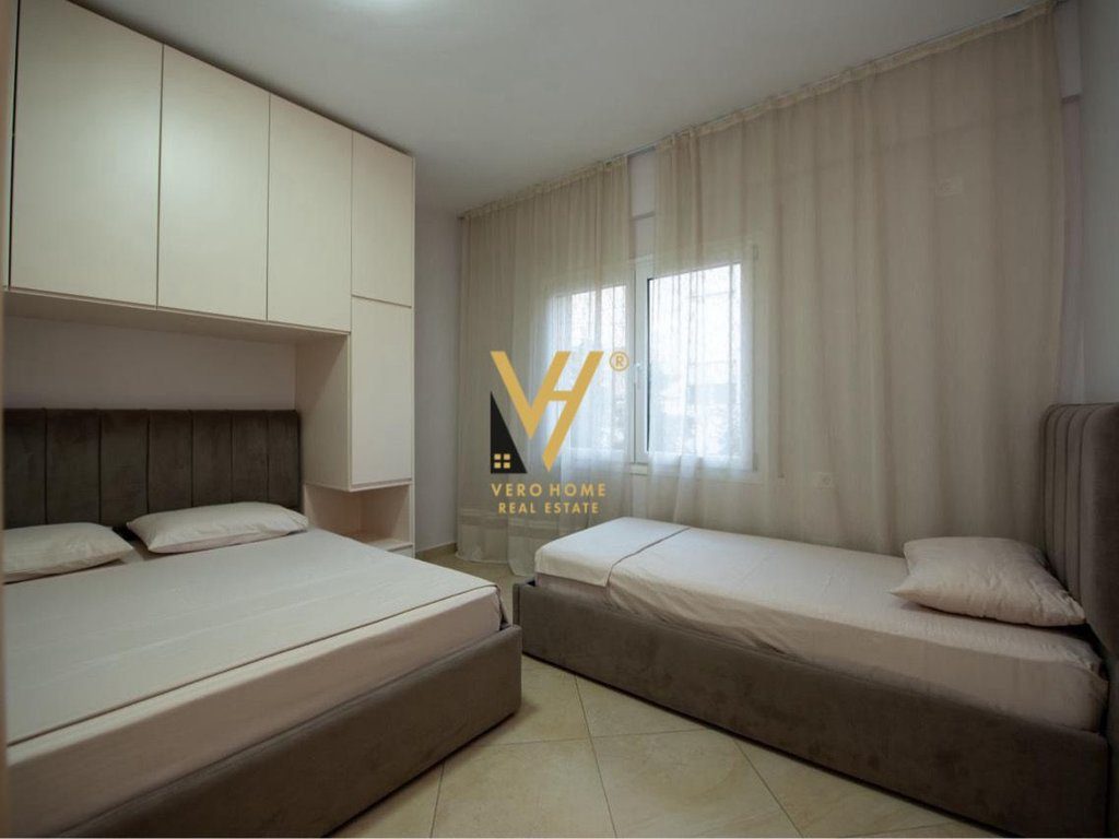 SHITET APARTAMENT 1+1+BLK TE UJI I FTOHTE, VLORE 15.800.000 LEKE 3