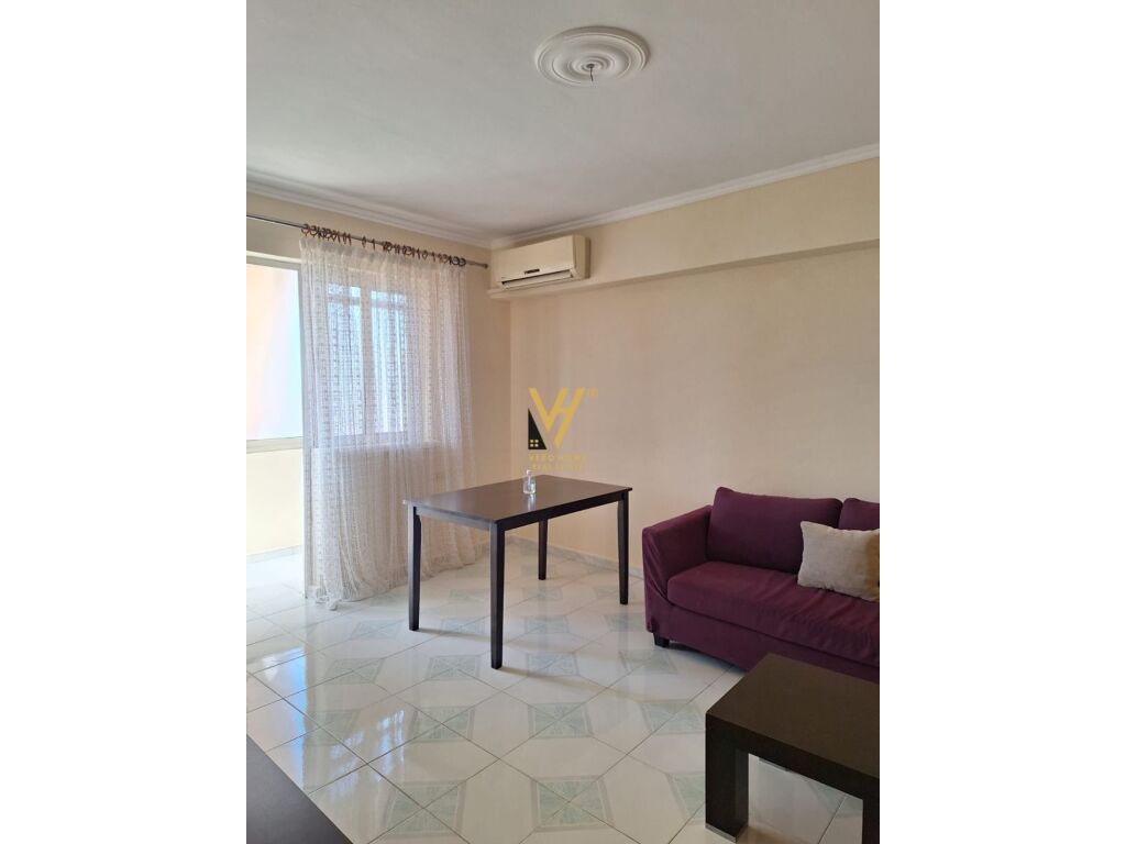 Shitet Apartament 1+1 pran Spitalit Amerikan , Durres 57 m2 3