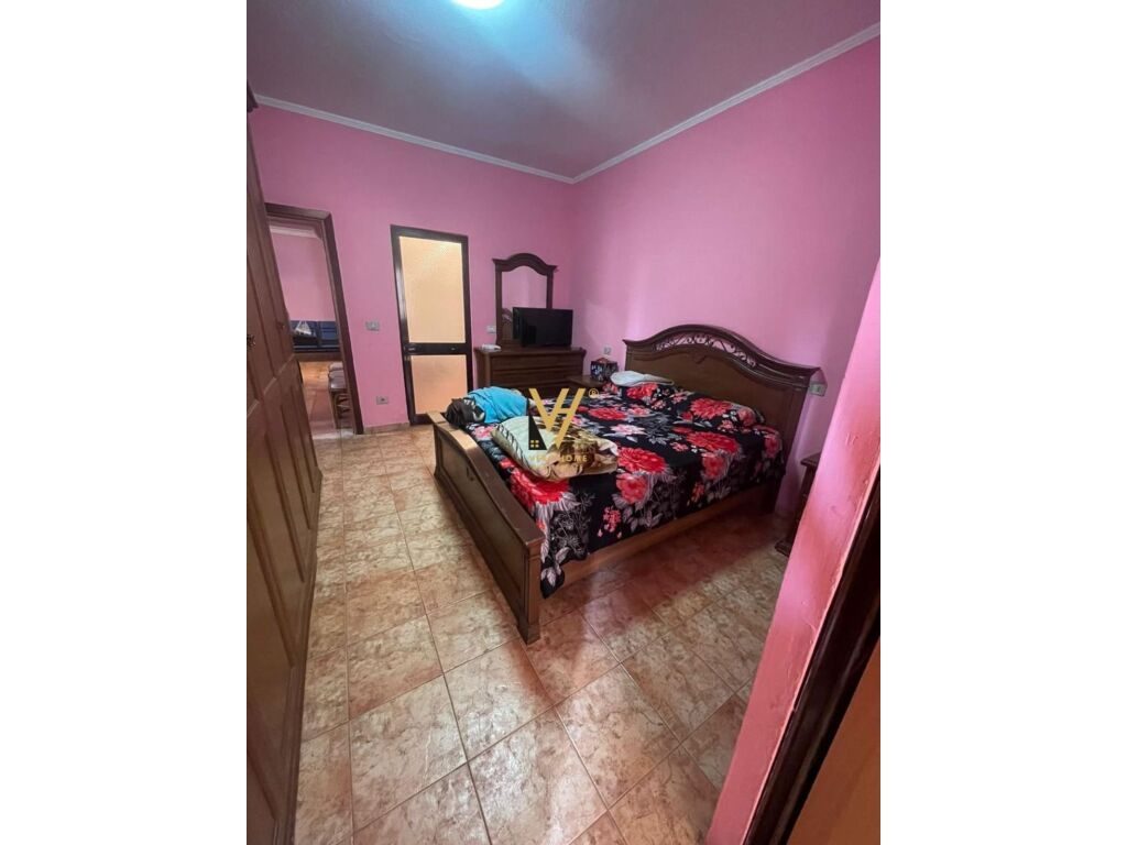 Jepet Apartament 2+1+2+ballkon me qera te Ish Parku 110 m2 3
