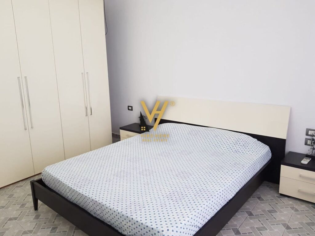 Shitet vile 3+1 te Elbasan 245 m2