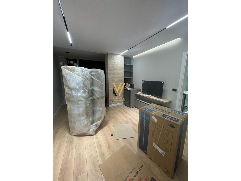 JEPET GARSONIERE 35 M2 ME QIRA TE KOMUNA E PARISIT 550 EURO
