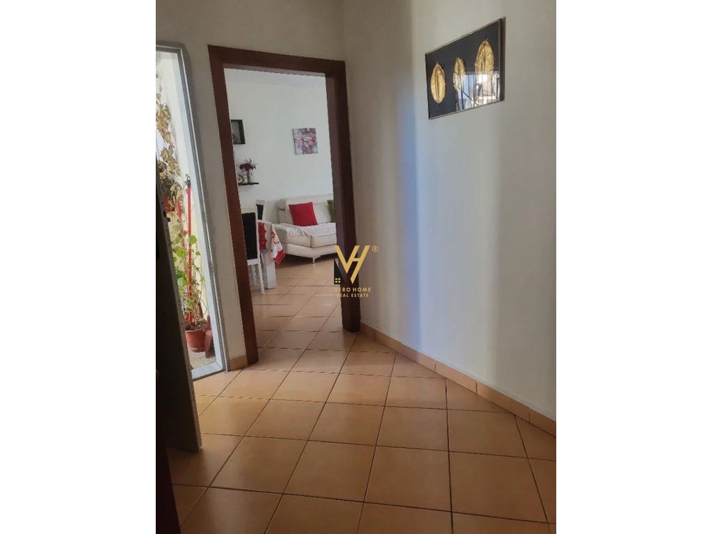 SHITET APARTAMENT 1+1+BLK TE ISH PARKU I AUTOBUSEVE 129.000 EURO 2