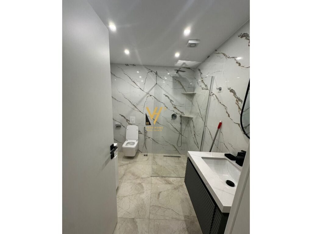 Jepet Apartament 1+1+ballkon me qera te Zogu i Zi 57 m2 4