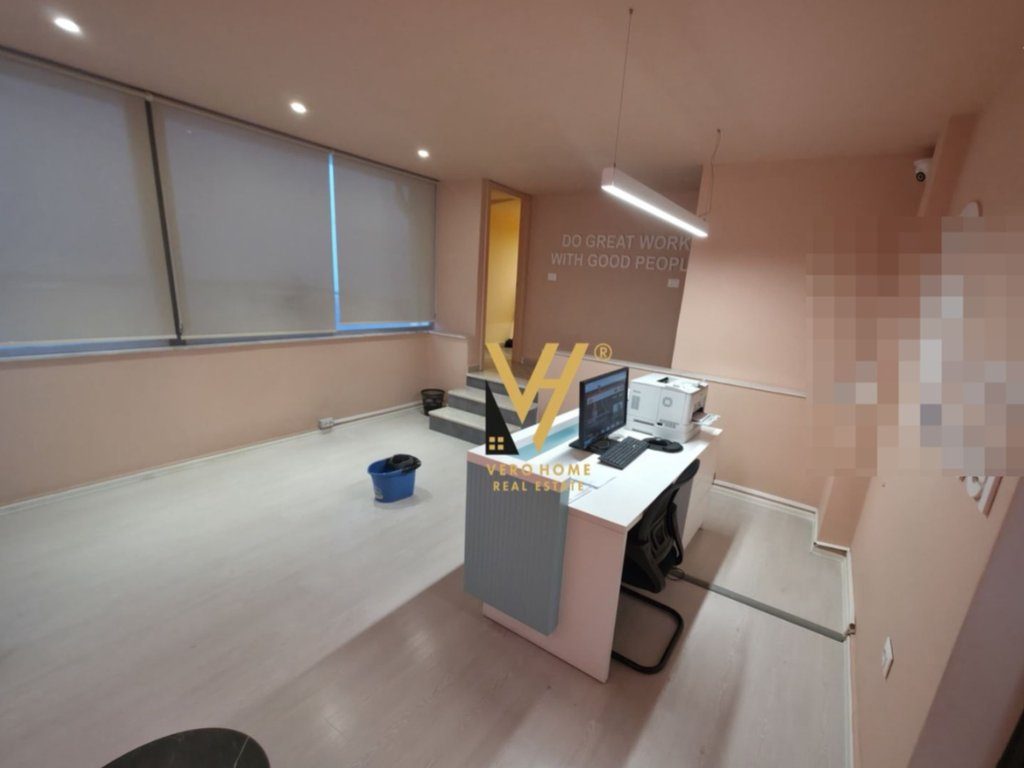 JEPET ZYRE 200 M2 ME QERA NE FARKE 2.000 EURO 2