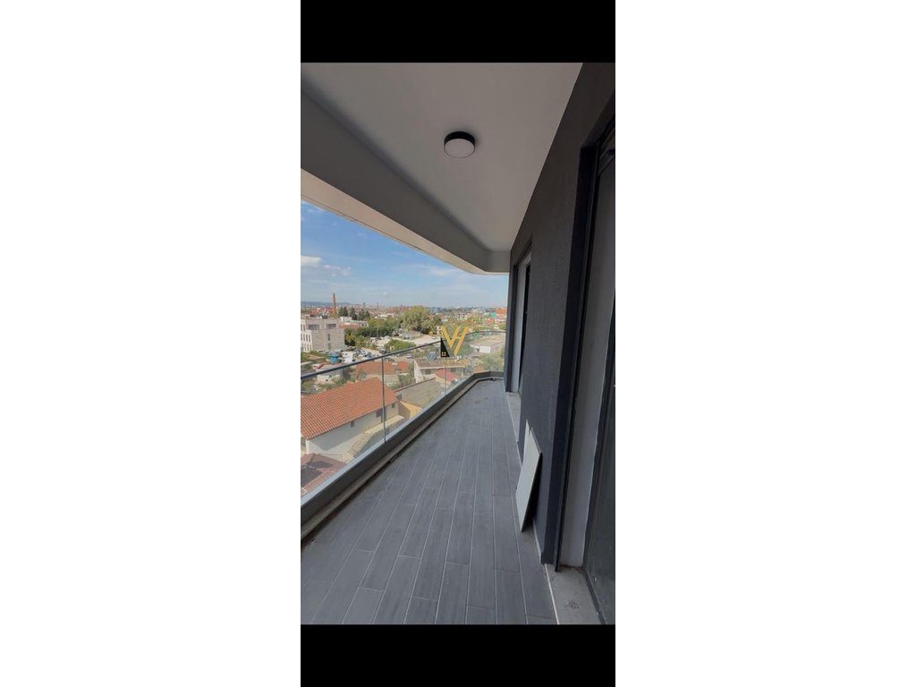 JEPET ZYRE 70 M2 ME QERA NE LAPRAKE 500 EURO 4