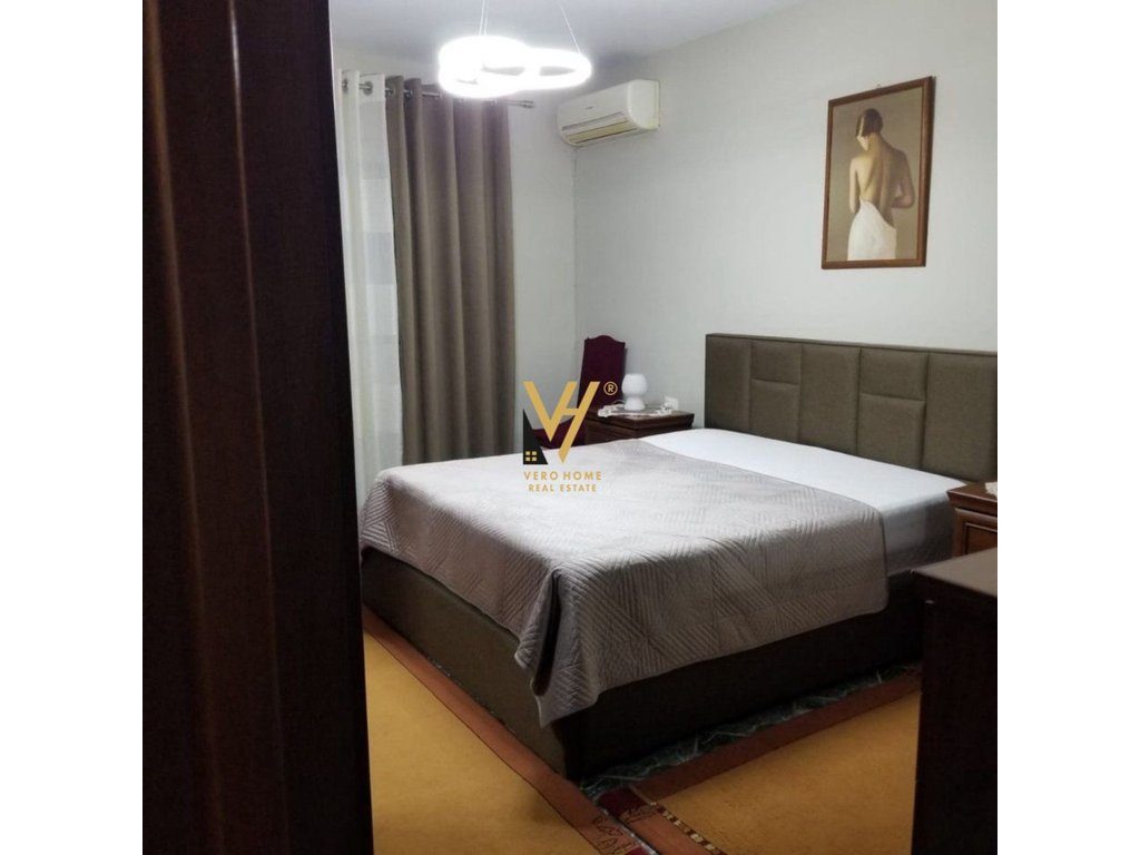 JEPET APARTAMENT 2+1+BLK ME QERA TE MINE PEZA 60.000 LEKE 4