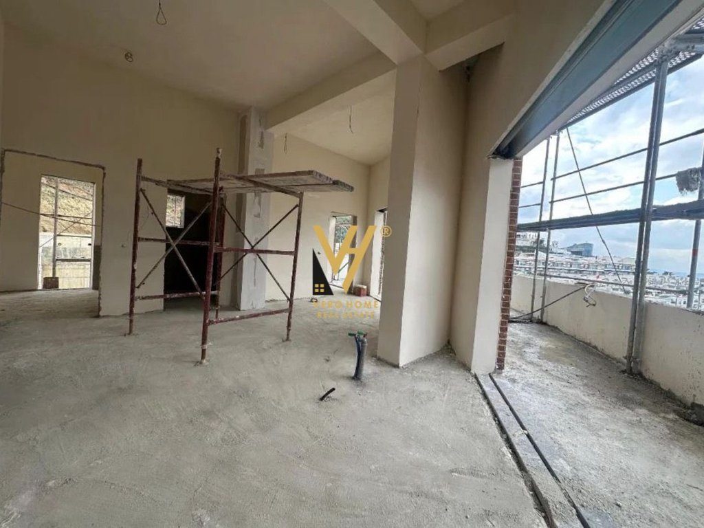 SHITET APARTAMENT 2+1+VERANDE TE KODRA E DIELLIT 2- 190.000 EURO 3