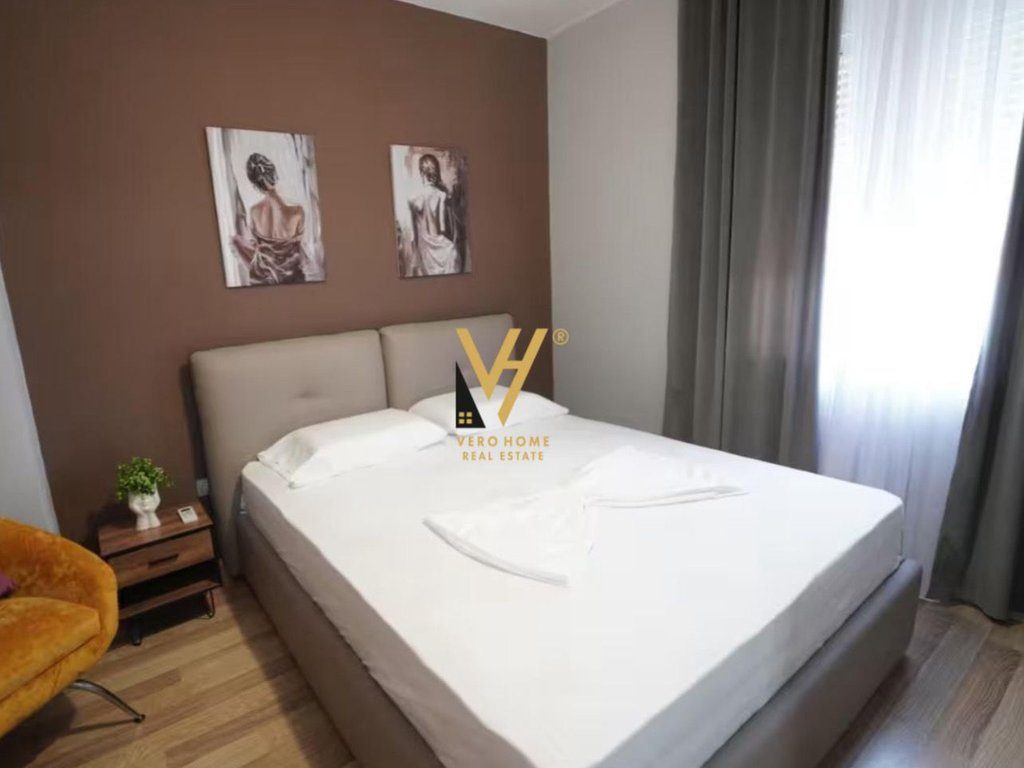 JEPET APARTAMENT 1+1+BLK ME QIRA NE QENDER 700 EURO 3