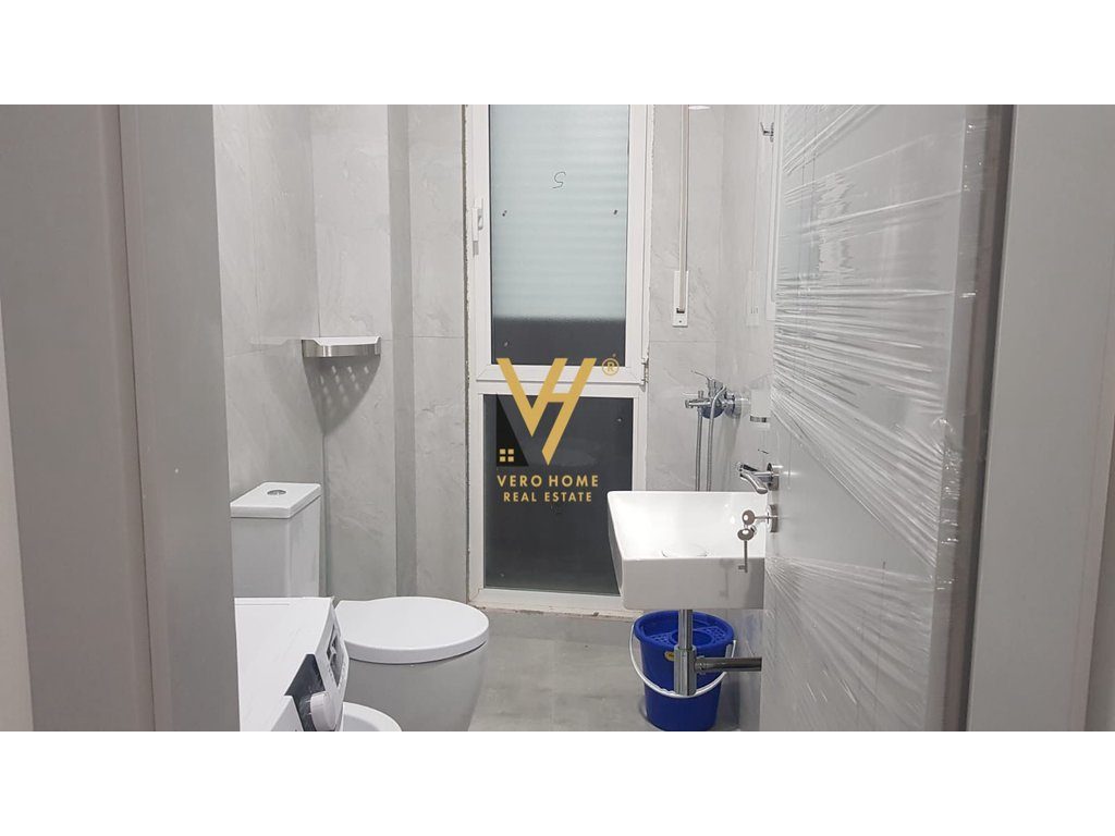 JEPET APARTAMENT 1+1 ME QERA TE KOMUNA E PARISIT 650 EURO 4