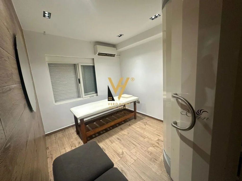 JEPET AMBIENT BIZNESI 100 M2 ME QERA TE SHESHI WILLSON 120.000 LEKE 4