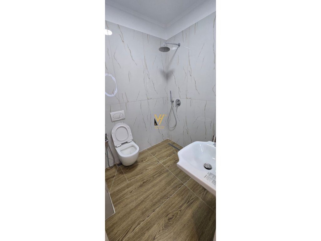 SHITET APARTAMENT 1+1+BLK TE RRUGA IFRAN TOMINI 115.000 EURO 3
