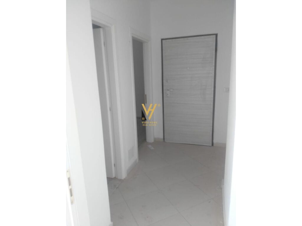 Shitet Apartament 1+1+ballkon te Tregu Elektrik 70 m2 4