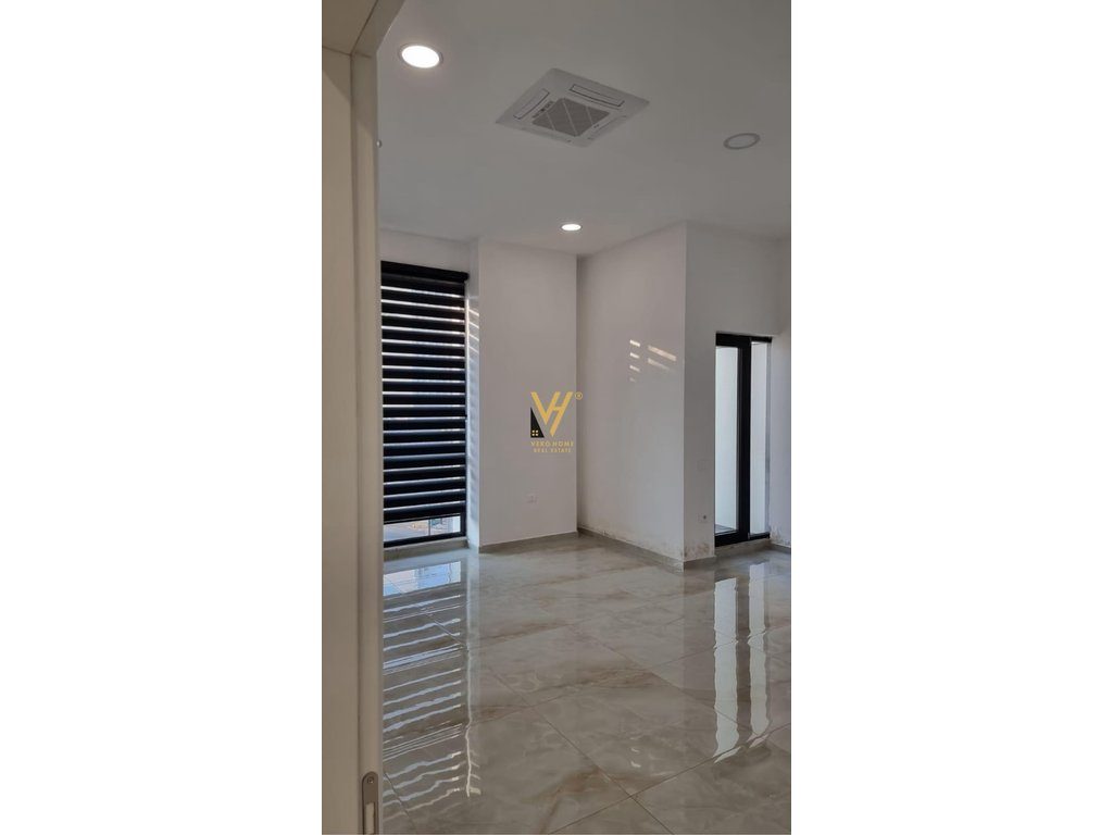 JEPET AMBIENT KOMERCIAL 230 M2 FARMACIA 10 – 3.500 EURO 3