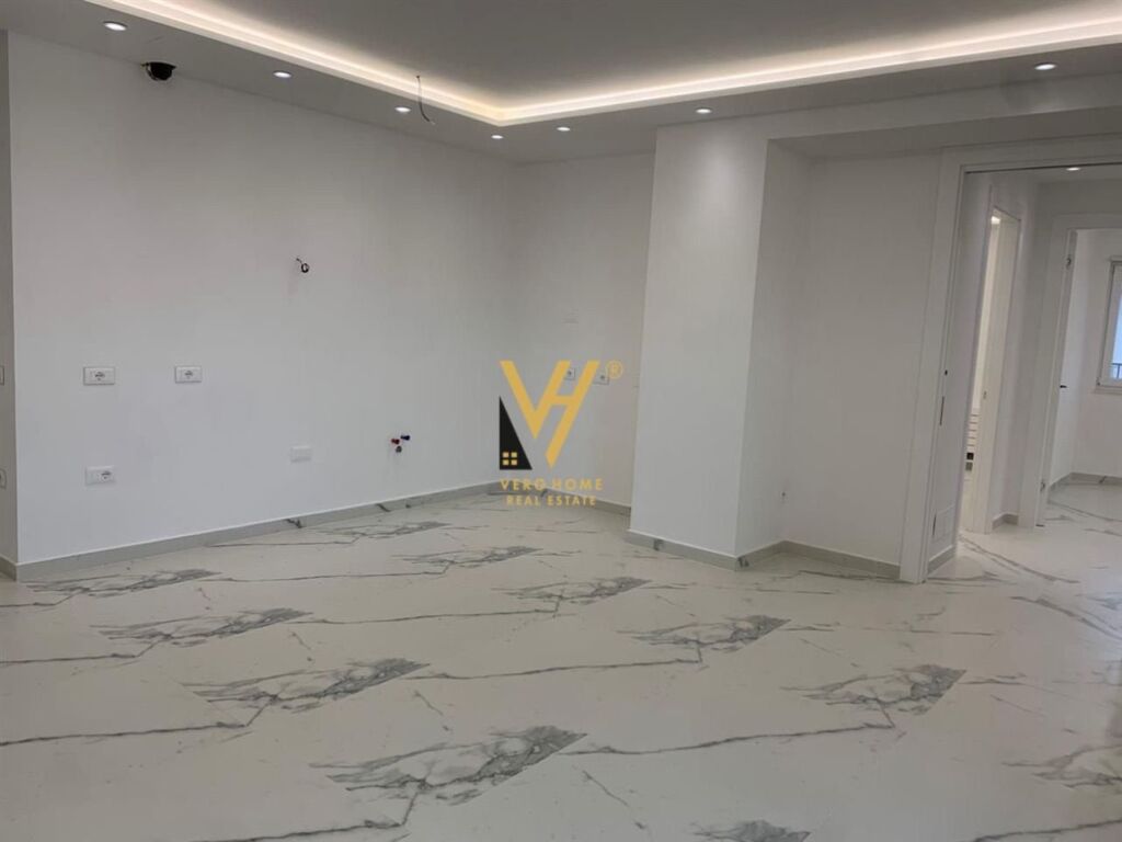 Jepet Zyre me qera te Rruga Mine Peza 106 m2 2