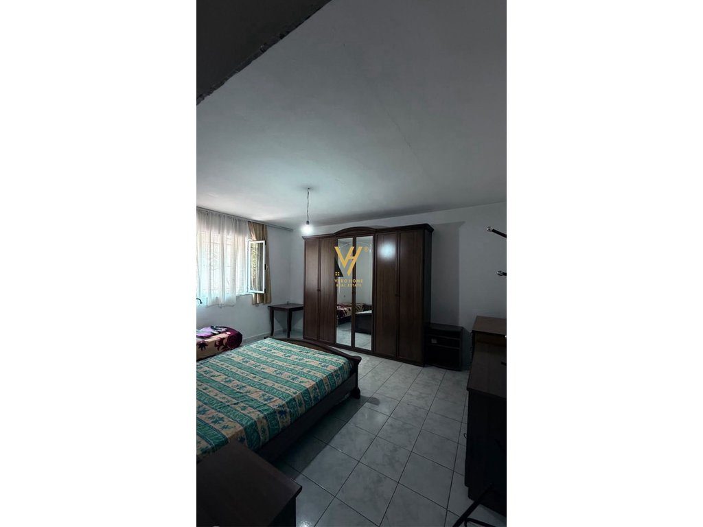 JEPET APARTAMENT 1+1 ME QERA TE ZOGU I ZI 40.000 LEKE 3