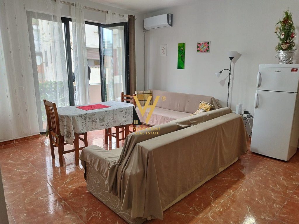 JEPET APARTAMENT 1+1+BLK ME QIRA TE RRUGA E ELBASANIT 47.000 LEKE