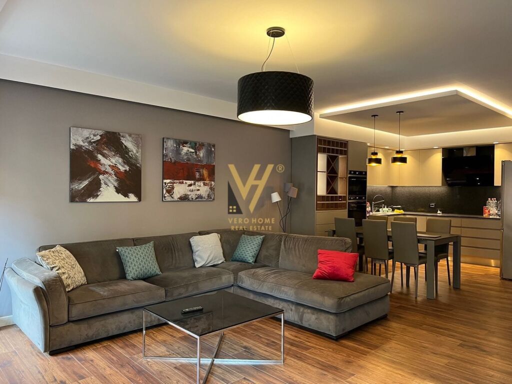 Jepet Apartament 2+1+2 me qera te Rruga e Kosovareve 130 m2 2