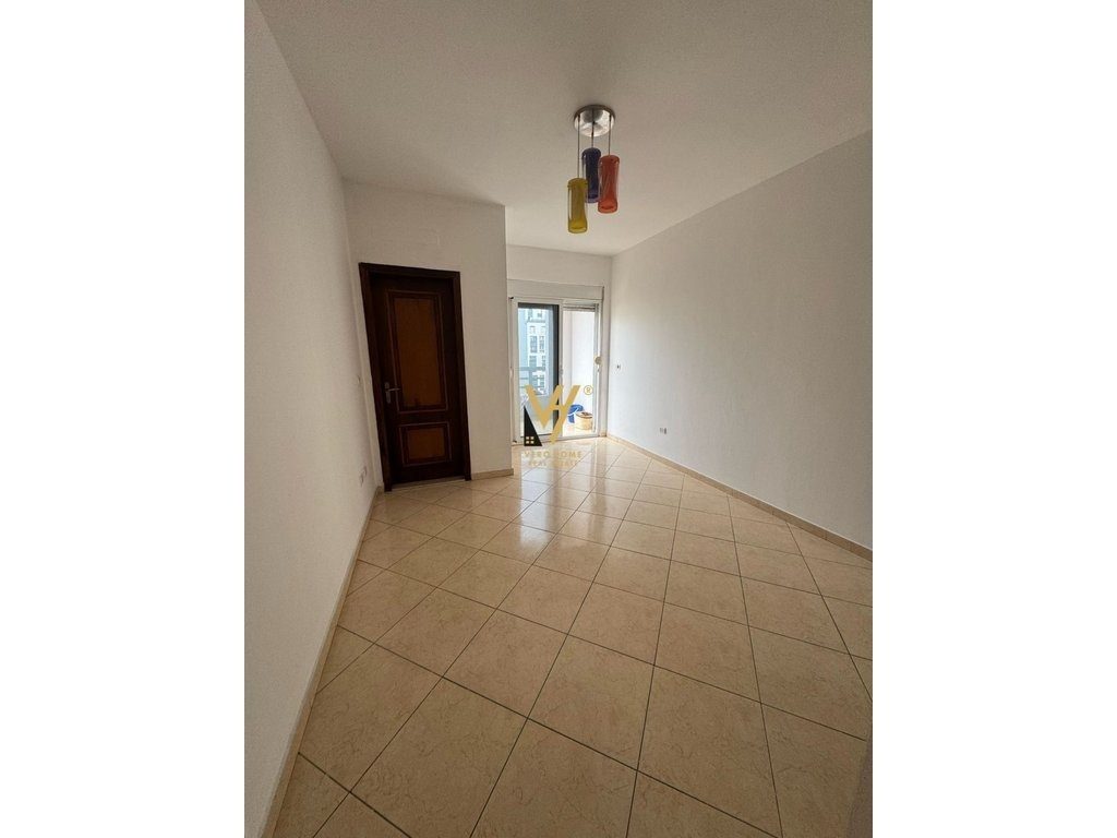 EKSLUZIVE! SHITET APARTAMENT 2+1+2+BLK TE PAZARI I RI 240.000 EURO 3