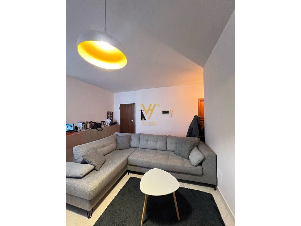 JEPET APARTAMENT 2+1+2+BLK ME QIRA TE RRUGA KOSOVAREVE 90.000 LEKE