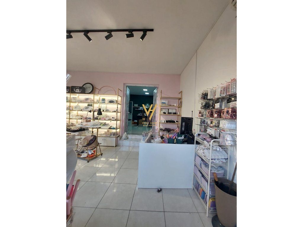 JEPET DYQAN 60 M2 ME QERA TE MOZAIKU 60.000 LEKE