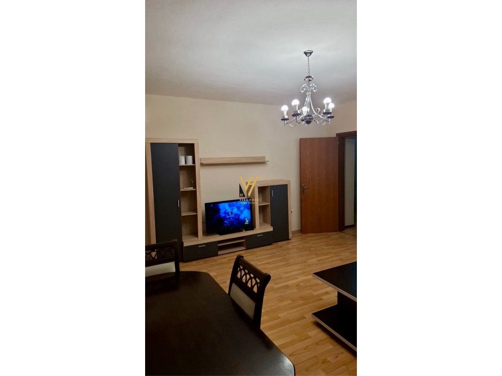 JEPET APARTAMENT 2+1 ME QERA TE KODRA E DIELLIT 550 EURO 2