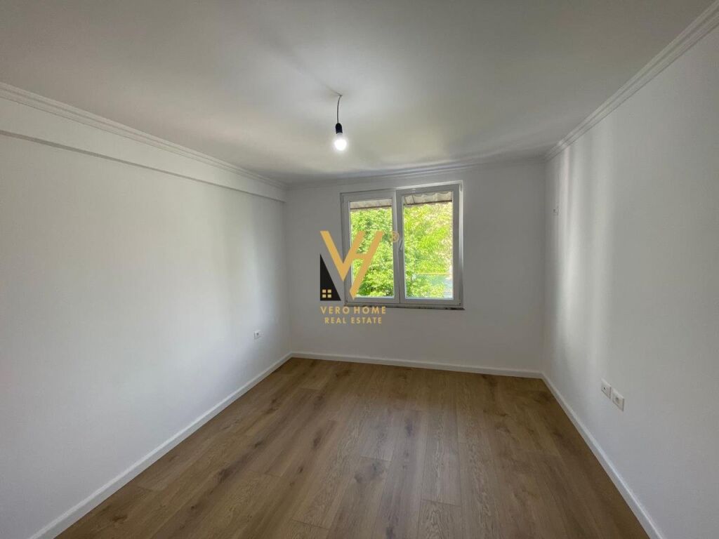 Shitet Apartament 2+1+ballkon tek Ish Ekspozita Sot 62 m2 2