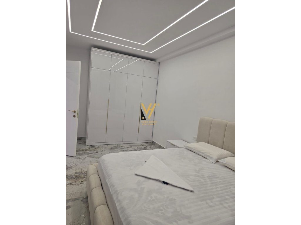 JEPET APARTAMENT 1+1+BLK ME QIRA NE PASKUQAN 50.000 LEKE 4