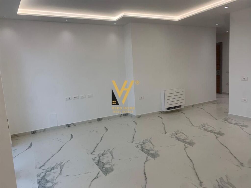 Jepet Zyre me qera te Rruga Mine Peza 106 m2 4