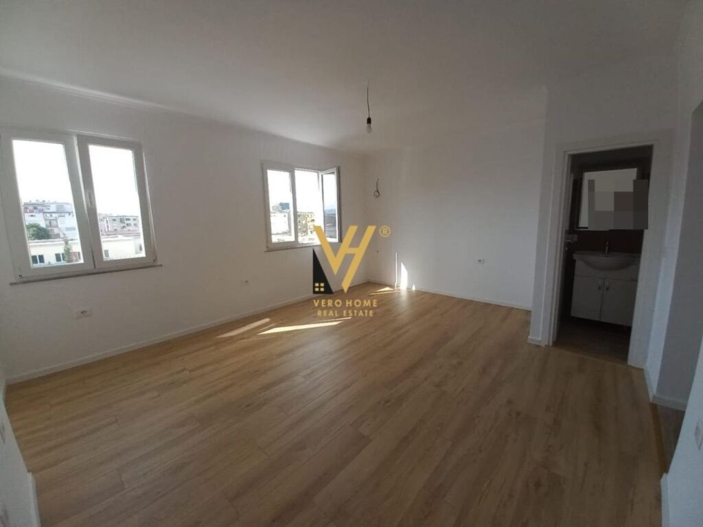 Shitet Garsoniere te Pediatria 29 m2 3